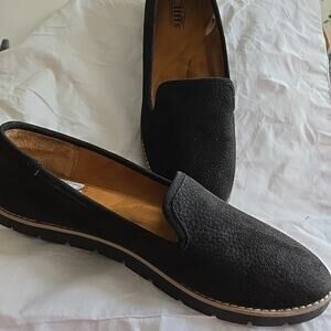 Cliffs Shoes by White Mountain Dallis Womens Slip On Size 9M Black Cloth Uppers